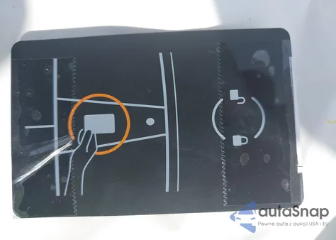 2025 Tesla Model 3 Long Range All-Wheel Drive z USA, uszkodzony, nr VIN 5YJ3E1EB8SF017177